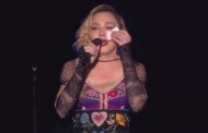 Madonna si commuove per le vittime di Parigi