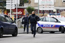 sparatoria parigi