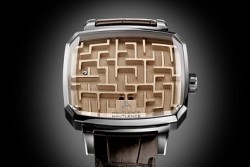 Hautlence-Labyrinth-01-luxury-wrist-game-4-770x513