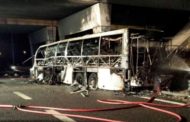 Tragedia a Verona; bus in fiamme con 55 viaggiatori. Sedici ragazzi bruciati vivi
